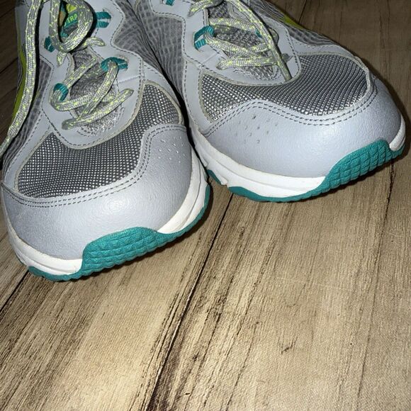 Nike Wild Trail 643074-003 Gray Low Top Lace Up Trail Running Shoes Women's 12 - Picture 9 of 11